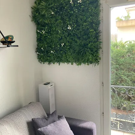 Dans A 600m De La Apartment